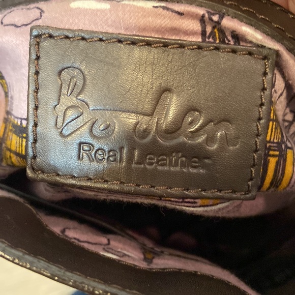 Boden Navy Vinyl Leather London Printed Tote Bag - Picture 3 of 6